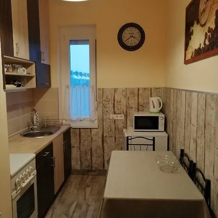 Anna Apartman * Solnok