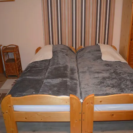 Daire Anna Apartman Solnok