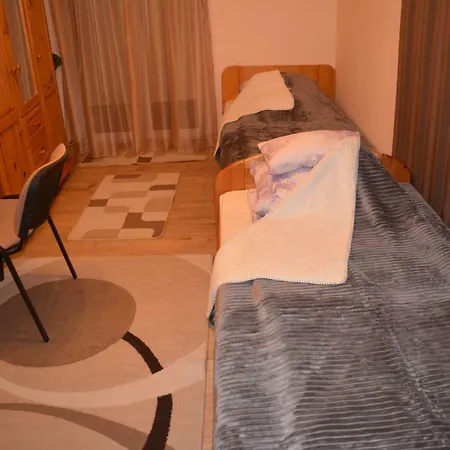 Anna Apartman